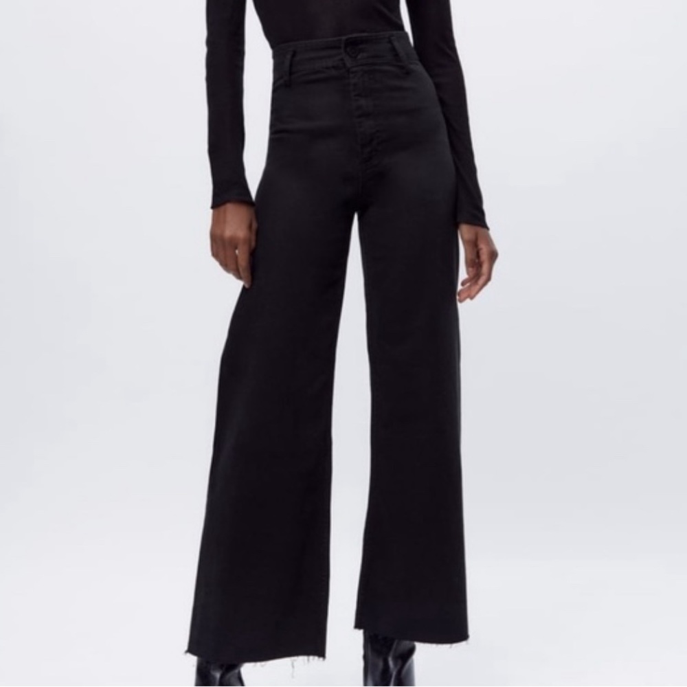 Black Zara straight leg jeans